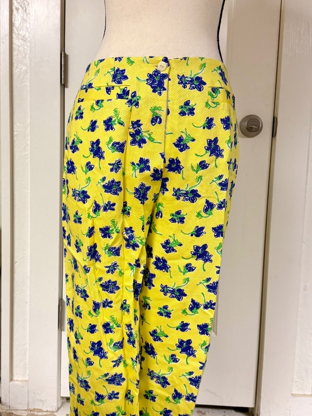 Lilly Pulitzer pants c.1990-2000, size 8,